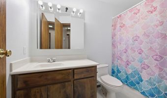 203 W Wagon Wheel Pr NW, Benton City, WA 99320