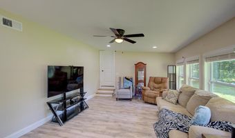 120 Swain Ave, Boiling Springs, SC 29316