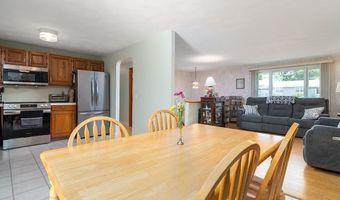 5 Lions Dr, Coventry, RI 02816
