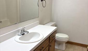 107 Potecasi Creek Dr, Ahoskie, NC 27910