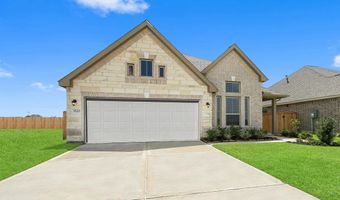 1915 Middle Pass Ln, Angleton, TX 77515