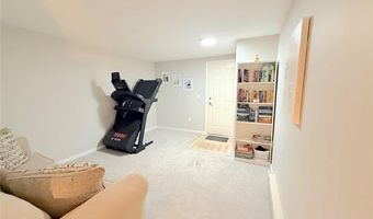 2916 Signature Blvd, Ann Arbor, MI 48103