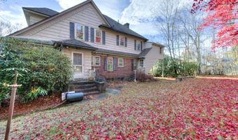 24 Hadwen Rd, Worcester, MA 01602