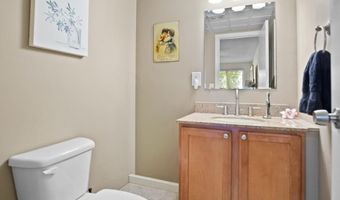 7 Wake Robin Rd 310, Lincoln, RI 02865