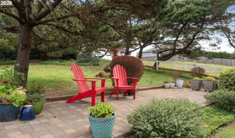 3868 GRANT Pl, Bandon, OR 97411