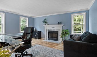 231 Vaughn Hill Rd, Bolton, MA 01740
