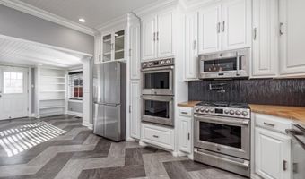 1043 Clinton St, Arkadelphia, AR 71923