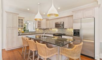 67 Thorpe St 67, Fairfield, CT 06824