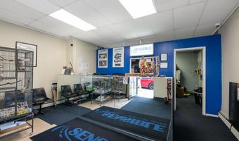 910-912 BROADWAY, Bayonne, NJ 07002
