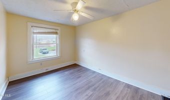 202 Bell Ave, Altoona, PA 16602
