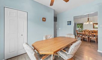 1820 Crofton Dr, Algonquin, IL 60102