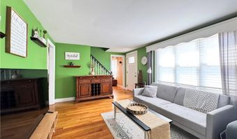 1 Garvin St, Cumberland, RI 02864