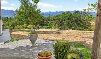 500 Pompadour Dr, Ashland, OR 97520