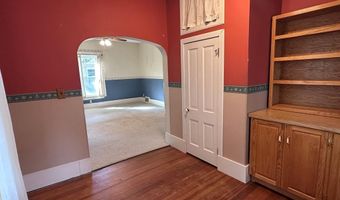 709 N St, Aurora, NE 68818