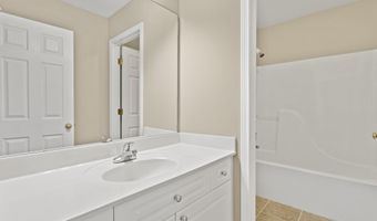 320 Verdana Ct, Boiling Springs, SC 29316