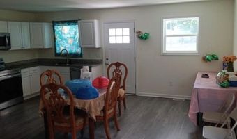 708 WILLOW St, Ellendale, DE 19941