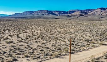 105 B W Sunset Rd, Yucca, AZ 86438