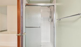 761 Mayfair Ln, Algonquin, IL 60102