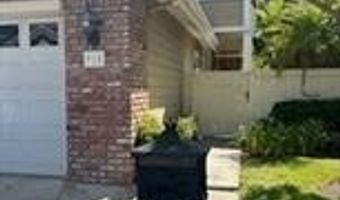 915 S Ridgecrest Cir, Anaheim, CA 92807