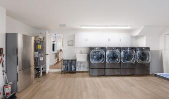 212 OAK Ave, Anna Maria, FL 34216