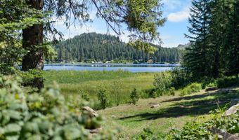 447 S Beaver Lake Rd, Athol, ID 83801