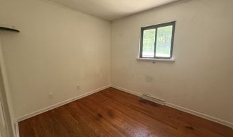 6 Riverview Dr, Athens, OH 45701