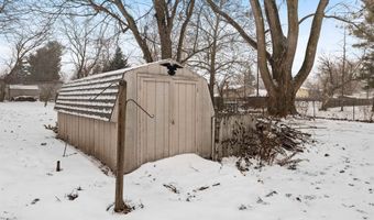 816 E 1st St, Auburn, IN 46706