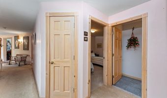 1 Mayhew Tpke, Bridgewater, NH 03222