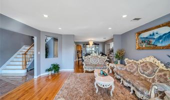 133 Wentworth Ave, Albertson, NY 11507