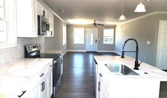 108 Longshore Dr, Belton, SC 29627