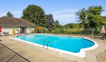 407 Great Rd 9, Acton, MA 01720