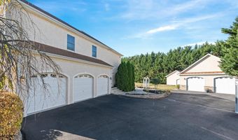 222 SILVER BIRCH Ln, Bear, DE 19701