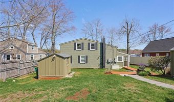 33 Airy Acres Dr, Glocester, RI 02814