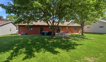 2025 W HARVEST Dr, Appleton, WI 54914