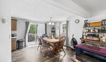 45 Chestnut St, Athol, MA 01331
