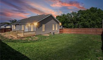 717 S 5th St, Atchison, KS 66002