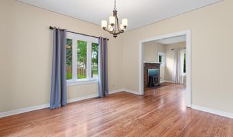 925 Lincoln Ave, Adrian, MI 49221