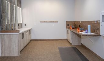 137 Benchmark Rd C103-A, Avon, CO 81620