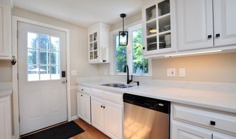65 Council Ring Dr, Bristol, CT 06010