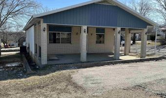 304 S Market St, Alton, MO 65606