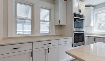 110 Piper Rd, Ashby, MA 01431
