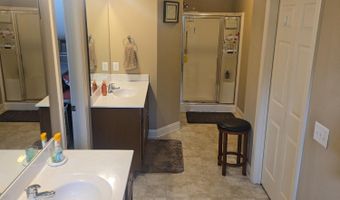 42 Burrage Dr, Angier, NC 27501