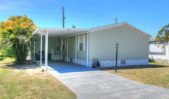 831 Vireo Dr, Barefoot Bay, FL 32976