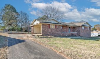 221 Greenland Rd, Anderson, SC 29626