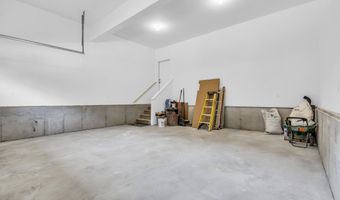 70 Seurat St, Barnegat, NJ 08005
