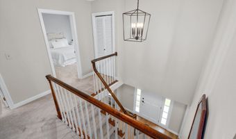 10 Buttonwood Rd, Bedford, NH 03110