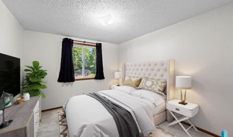 404 Jefferson Dr, Alcester, SD 57001
