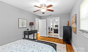 1460 Medford Dr, Charlotte, NC 28205