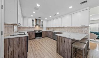 20 Dale Rd, Airmont, NY 10952