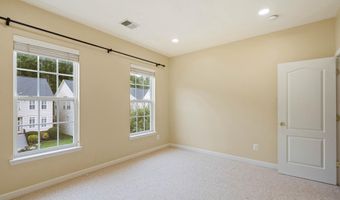 7517 LINDBERG Dr, Alexandria, VA 22306